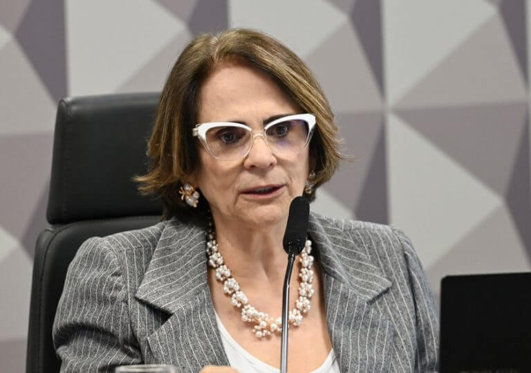 Gratuidade no transporte para realização do teste do pezinho é aprovada pelo Senado