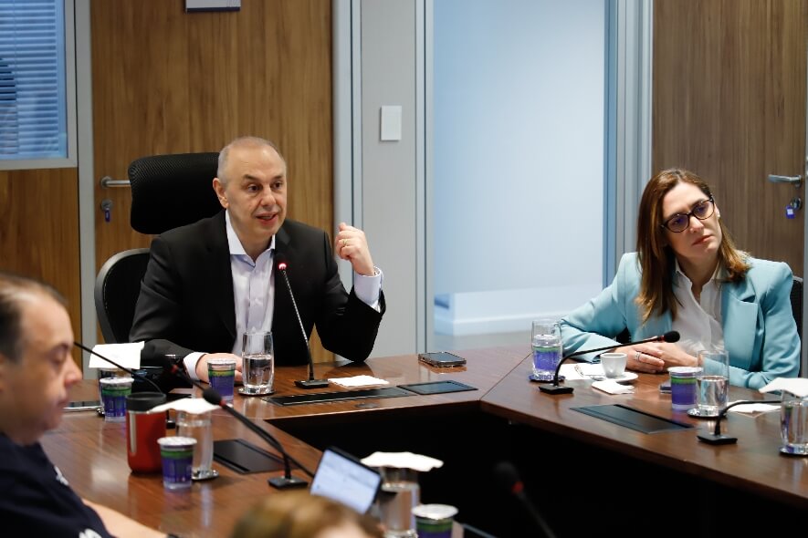 Joaquim Mauro reúne pré-candidatos a deputado federal e define estratégias para 2026
