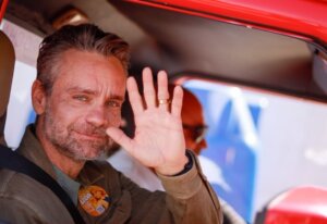 Gustavo Rocha comemora resultado de pesquisa e projeta campanha forte ao lado de Celina Leão
